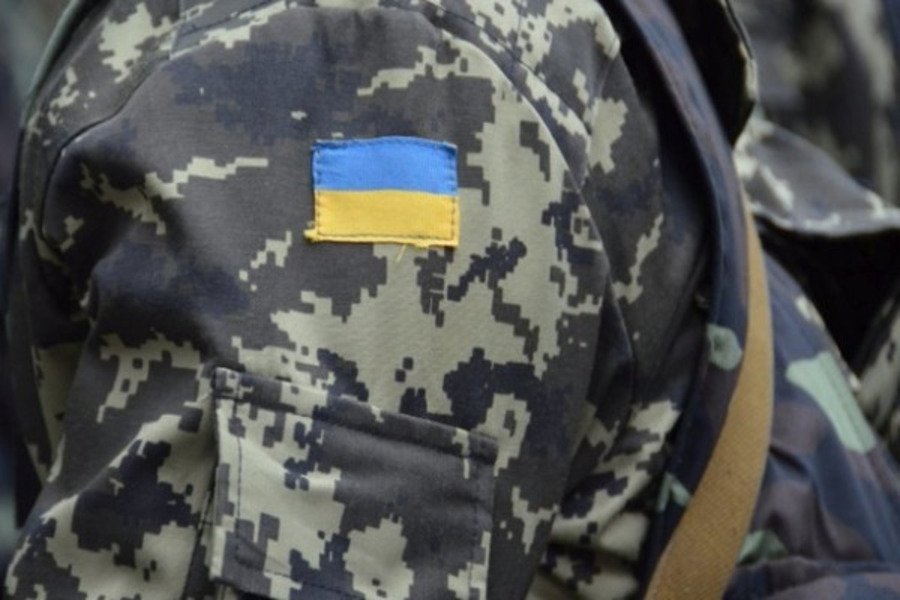 Помер військовий медик після обстрілу санітарного автомобіля на Донбасі