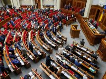 У Раді пропонують карати за невизнання Криму і Донбасу частинами України