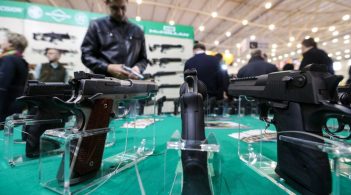 Захистити власне життя: чи потрібен Україні закон про зброю?