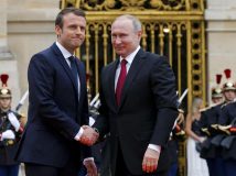 Путін і Макрон обговорювали звільнення ув’язнених у Росії та Україні – Пєсков