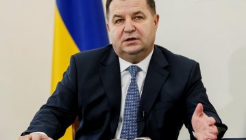 Українські військові отримають по 1-2 тис. грн премії до Дня Незалежності – Полторак