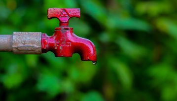 Гаряча вода влітку: як боротися з неіснуючими боргами