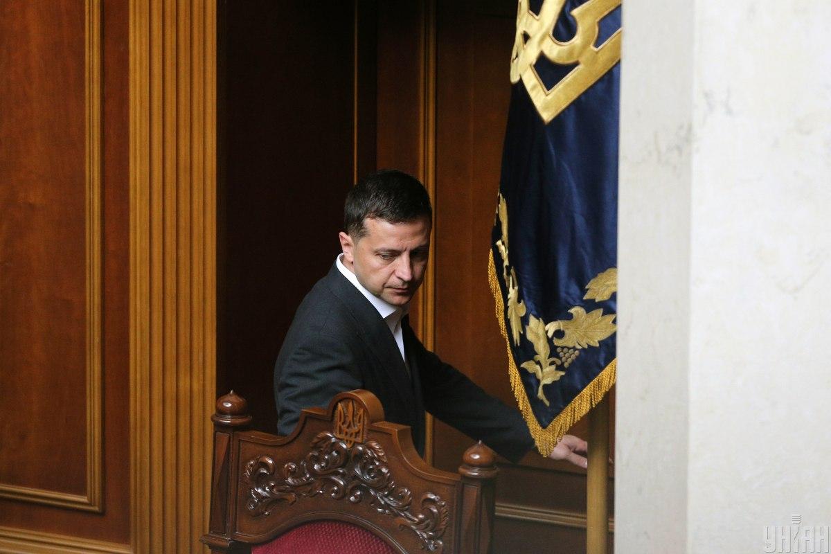 Тиждень у призмі: перші кроки нової Ради, путч від Порошенка та чорти в Кабміні
