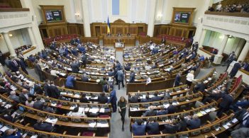 The "Servant of the people" wants to increase the punishment for not visiting the parliament