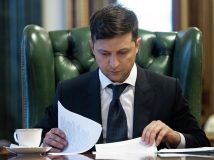 Зеленський спростив процедуру отримання громадянства для іноземців