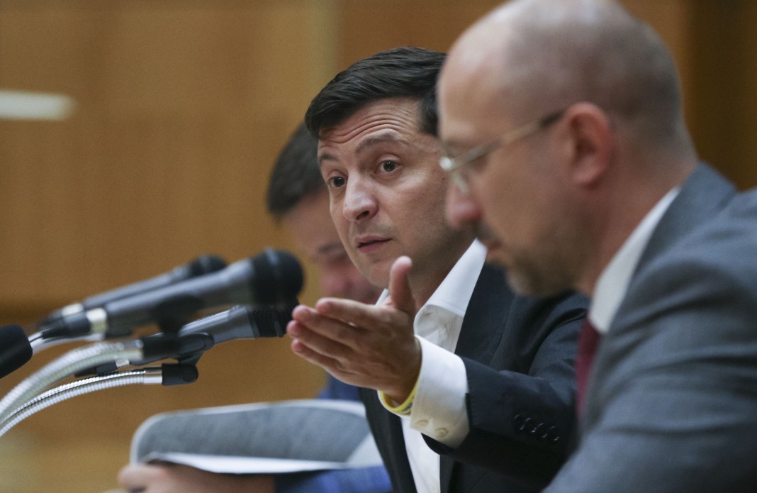 Тиждень у призмі: тролінг від Богдана, загравання Зеленського та важливі питання без відповіді