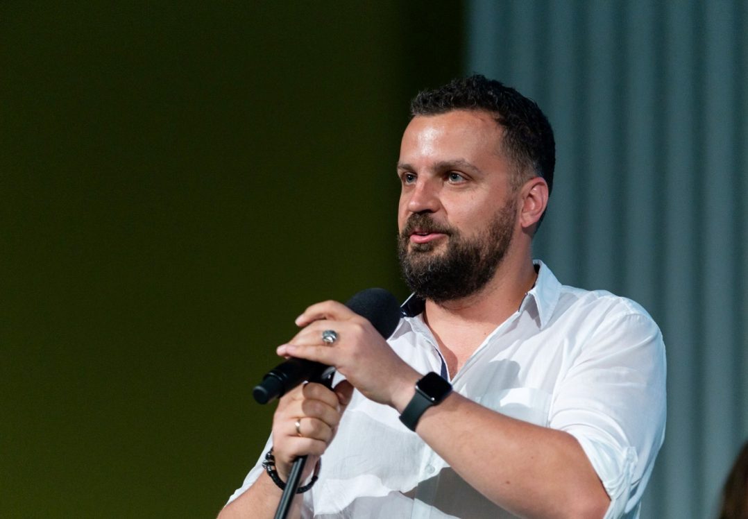 Глава Держкіно Пилип Іллєнко подав у відставку