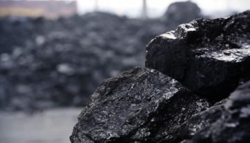 Обсяги імпорту російського вугілля до України упали на 85 %