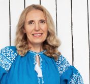 Oksana Kosmina, ethnologist, “#idontcutauthenticlclothes #idontwearauthenticclothes”