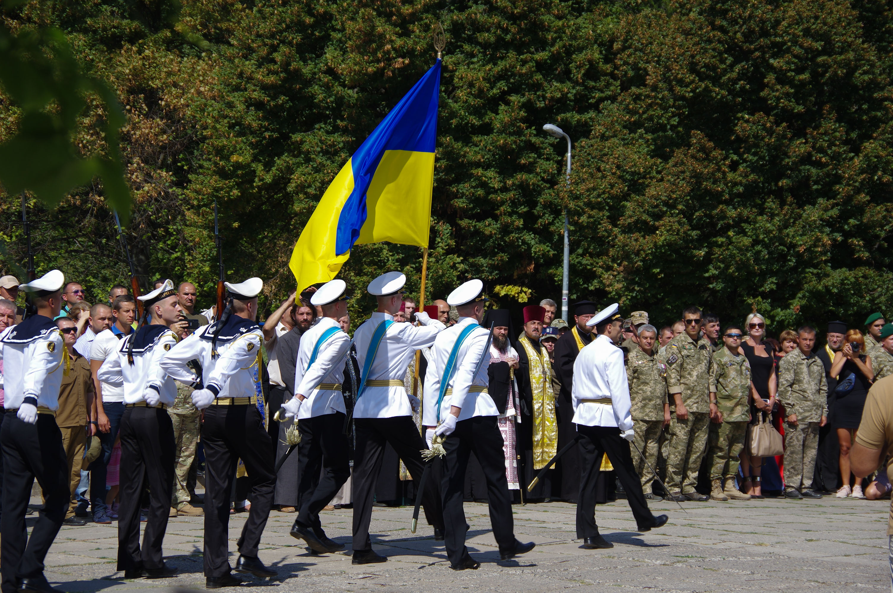 «Скільки тисяч лягло, щоб сьогодні в Аркадії люди могли ходити та пити пиво?» – День пам'яті захисників в Одесі