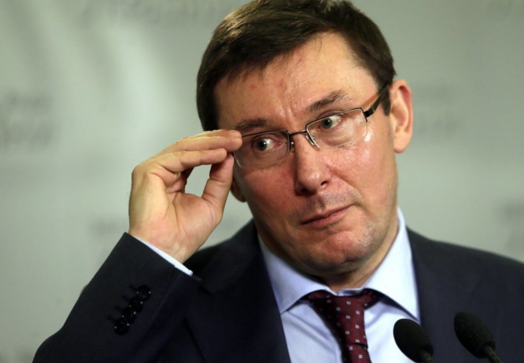 Луценко звинувачує СБУ в приховуванні матеріалів у справі Гандзюк, у відомстві заперечують