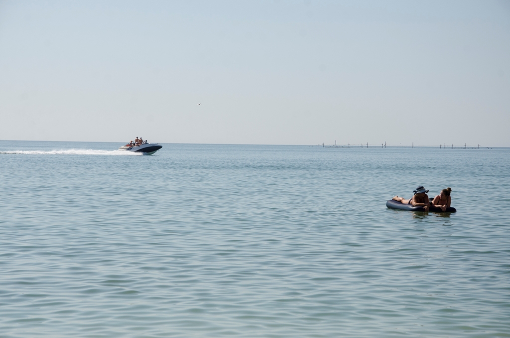 Море для всіх, або Бюджетна відпустка в оксамитовий сезон