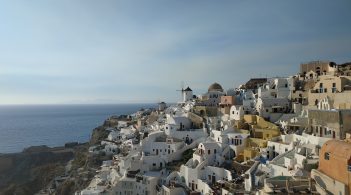 Санторині – острів суконь, вулканічної пемзи і ящірок