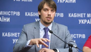 Кабмін шукає «компроміс» із Коломойським у справі «ПриватБанку»