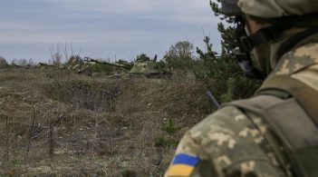 На Донбасі загинули два українські військові, один поранений
