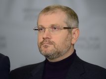 Ексдепутатів Вілкула та Колєснікова оголосили в розшук