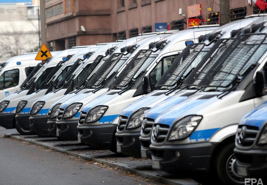 Група українців погрожувала вчинити теракт у Варшаві – польська поліція