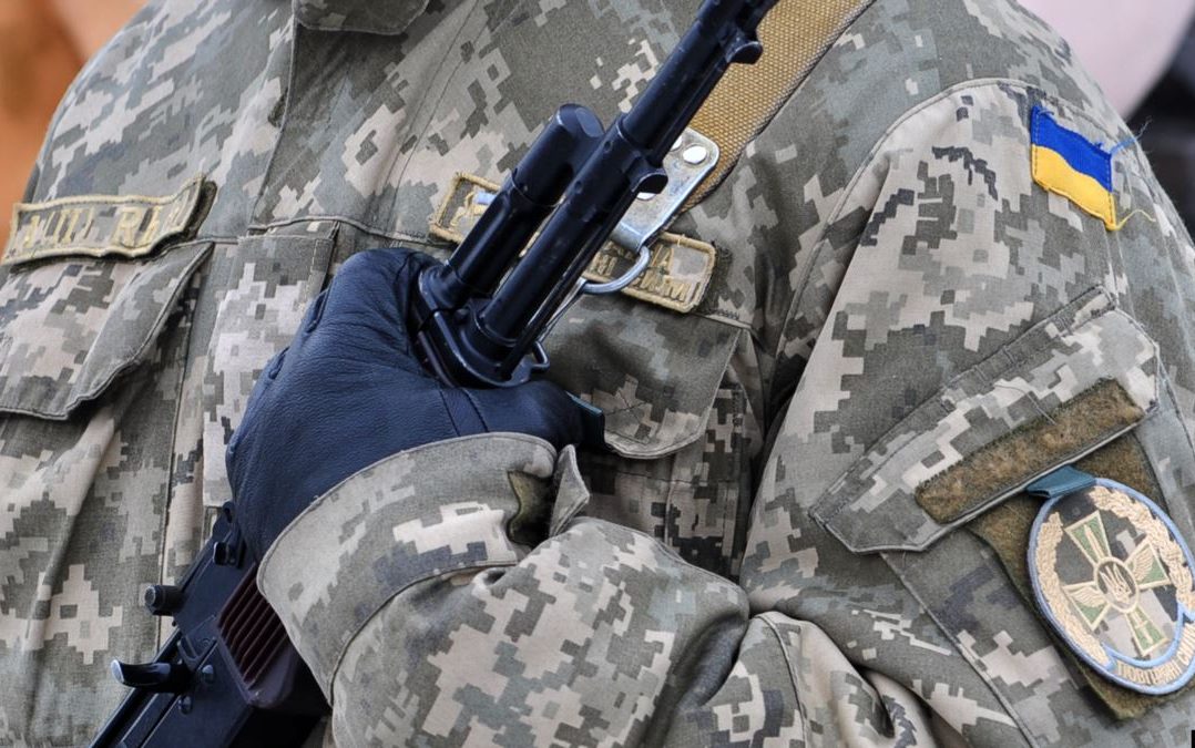Бойовики на Донбасі поранили чотирьох українських військових