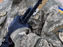 Бойовики на Донбасі поранили чотирьох українських військових