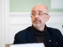 Замість Безсмертного – Резніков: Зеленський призначив нового представника у ТКГ