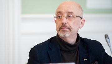 Замість Безсмертного – Резніков: Зеленський призначив нового представника у ТКГ