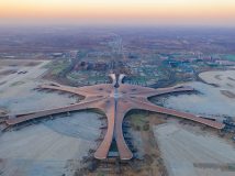 У Пекіні відкрили найбільший у світі аеропорт, його площа – 700 тис. кв. м