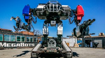 Компанія MegaBots виставила на продаж 15-тонного бойового робота