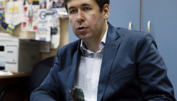 Адвокат полонених моряків долучився до захисту Порошенка