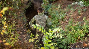 Питання розведення сил у Золотому наразі відкладене