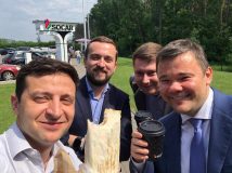 Пресмарафон на «ринку їжі»: як соцмережі відреагували на нові «фішечки» Зеленського?
