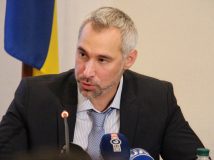 Рябошапка просить Раду скорегувати закон про люстрацію