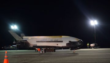 Космічний шатл США повернувся на Землю після дворічної секретної місії