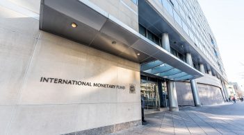 Україна погасила 560 млн доларів боргу перед МВФ