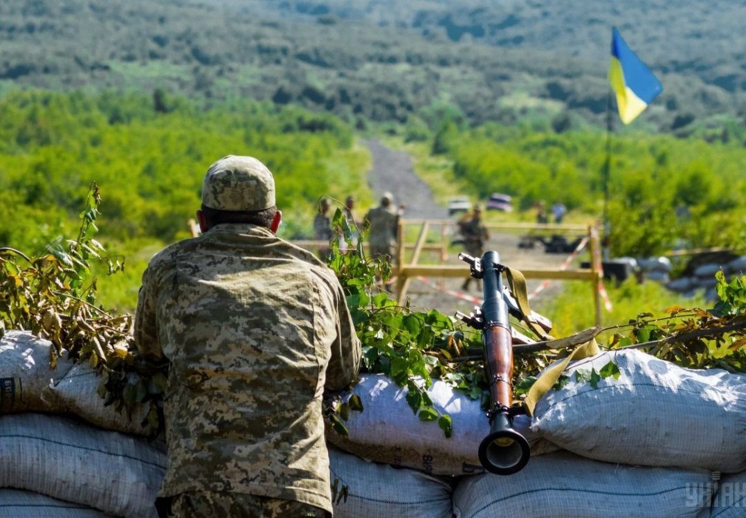 Після розведення військ ЗСУ відійдуть на позиції 2016 року