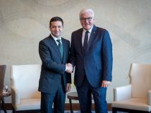 Зеленський і Штайнмаєр обговорили зустріч у «нормандському форматі»