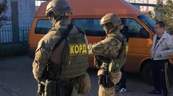 У Запорізькій області директор інтернату за гроші надавав неповнолітніх підопічних для важких робіт