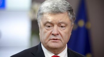 У «Слузі народу» заявили про готовність зняти недоторканність із Порошенка