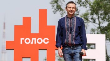 «Голос»: Україна має вийти з Мінських угод і заморозити ситуацію на Донбасі
