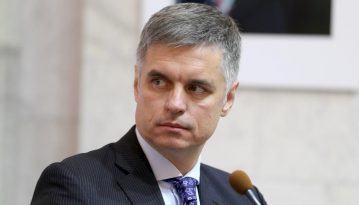 Пристайко допускає вихід України з Мінських домовленостей
