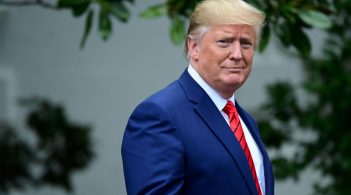 Трамп підписав закони на підтримку протестів у Гонконгу