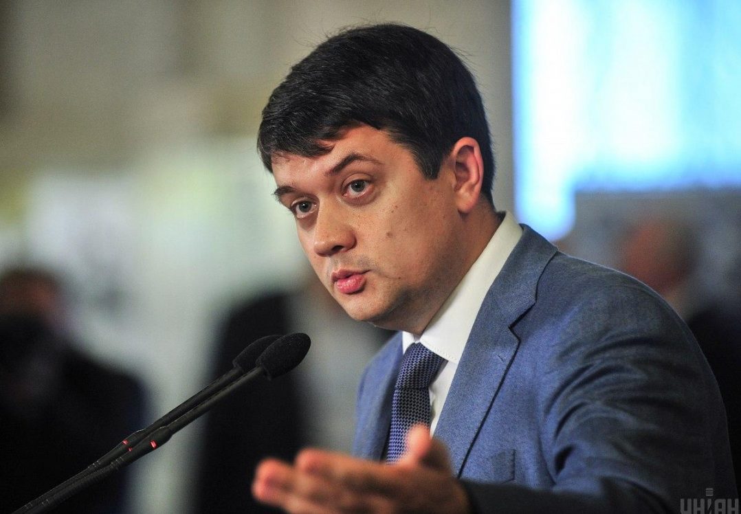 Разумков: «Референдум щодо продажу землі іноземцям відбудеться за нашої каденції»
