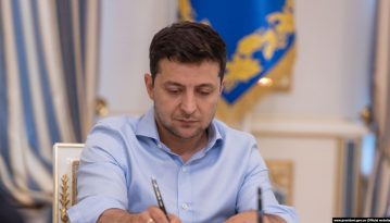 Зеленський дав нагороди понад 40 військовим, зокрема – посмертно