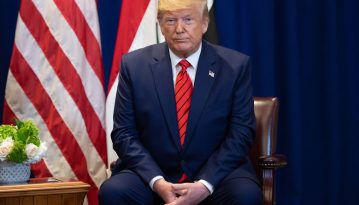 Трамп пообіцяв цього тижня оприлюднити стенограму першої розмови із Зеленським