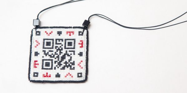 Glow Art, Digital needlework та оновлений палімпсест: сучасна вишивка Тетяни Протчевої
