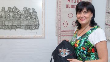 Glow Art, Digital needlework та оновлений палімпсест: сучасна вишивка Тетяни Протчевої