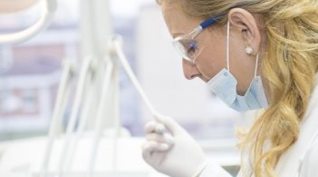 Кабмін виділить 700 млн грн на виплату заборгованості лікарям