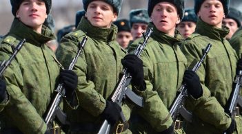 У Росії пропонують доплачувати контрактникам за службу в Криму через «погіршення кліматичних умов»