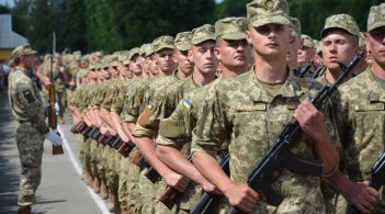 Зеленський змінив військові звання у Збройних силах