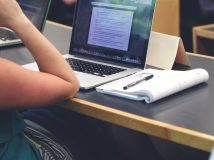 Мінекономіки: кожен десятий безробітний в Україні – випускник вишу, який не знайшов роботу після навчання
