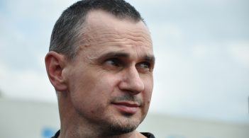Сенцов: «Я не вірю Путіну, Росія хоче бачити Україну на колінах»